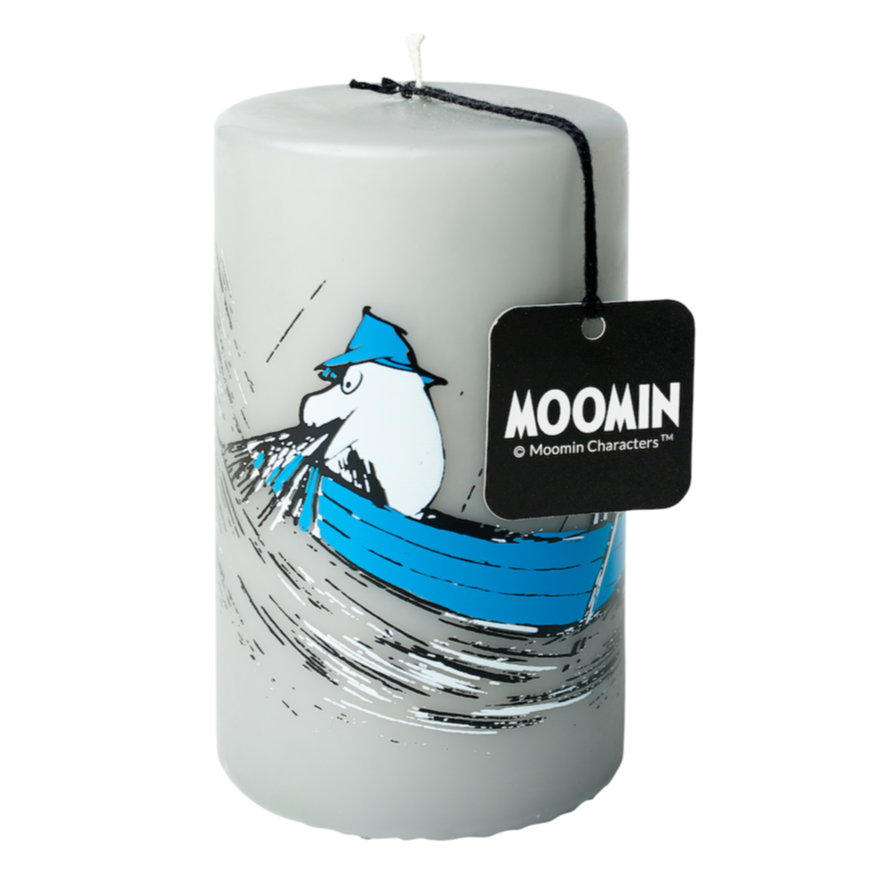 Havi Moomin Pillar Candle Kalassa / Fishing , featuring Moomintroll out in a boat on a stormy sea