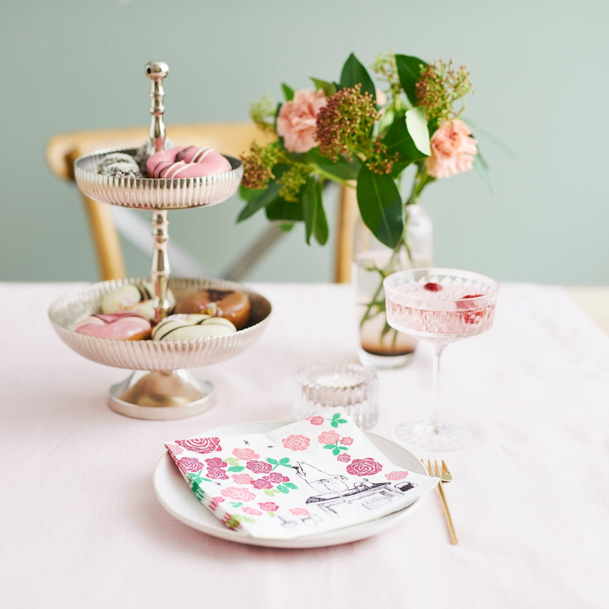 Pink Table Setting with Havi Moomin Rose Paper Napkins