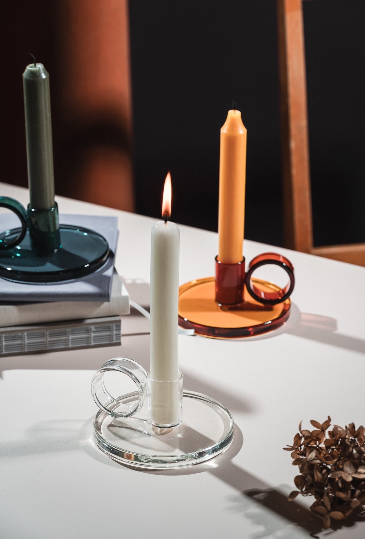 MUURLA | Loop Candlestick Holder | Amber | 11cm ⌀ / Height 5.5cm