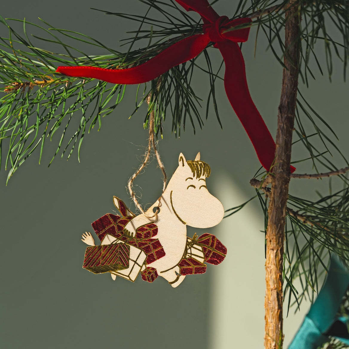 MOOMIN | Plywood Christmas Decoration | 8.5x8.5x0.3cm | Snorkmaiden