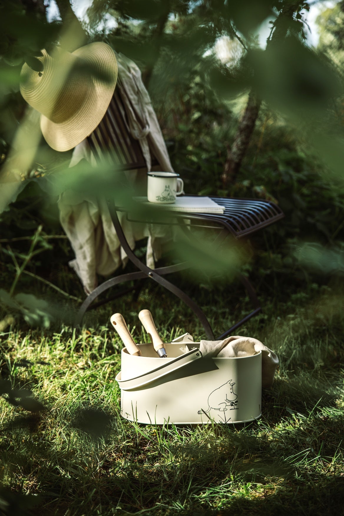 MOOMIN | Tin Gardening Caddy | Gardenia