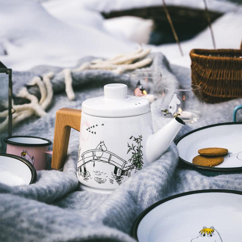 Muurla Enamel Coffee Pot with an Original Moomin Decoration.