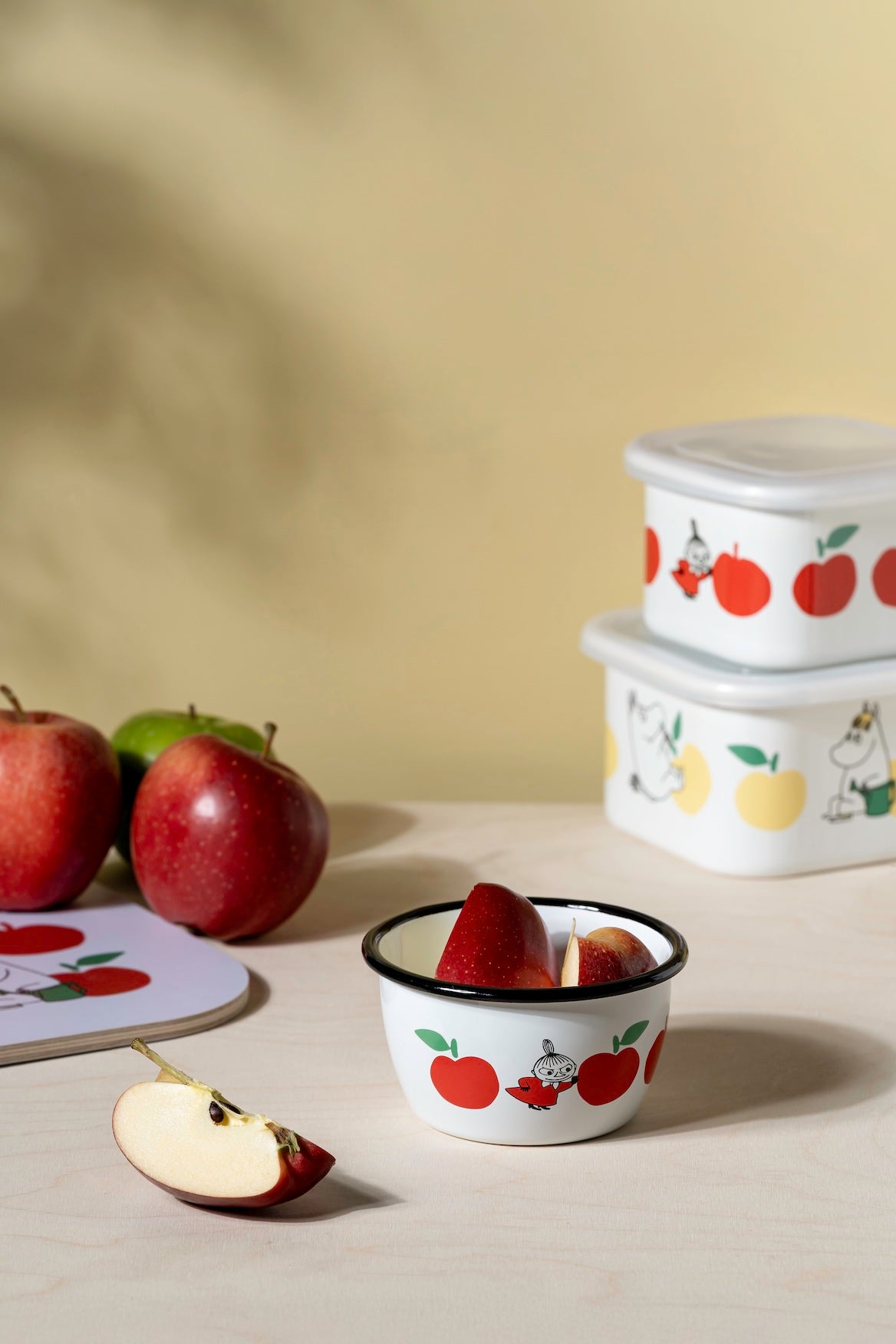 MOOMIN | Enamel Bowl | Joyful Apples - Red | 0.3L