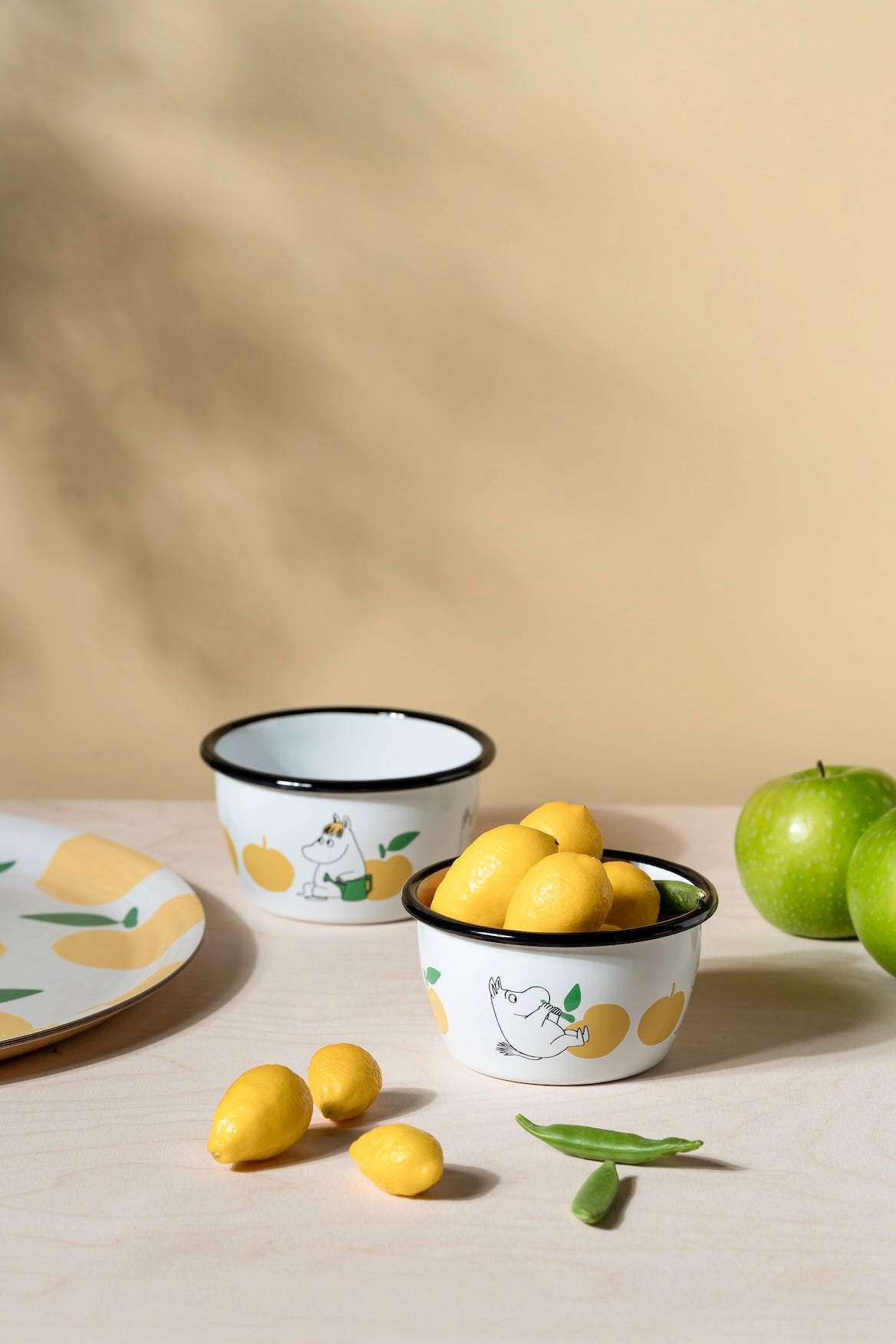 MOOMIN | Enamel Bowl | Joyful Apples - Yellow | 0.3L