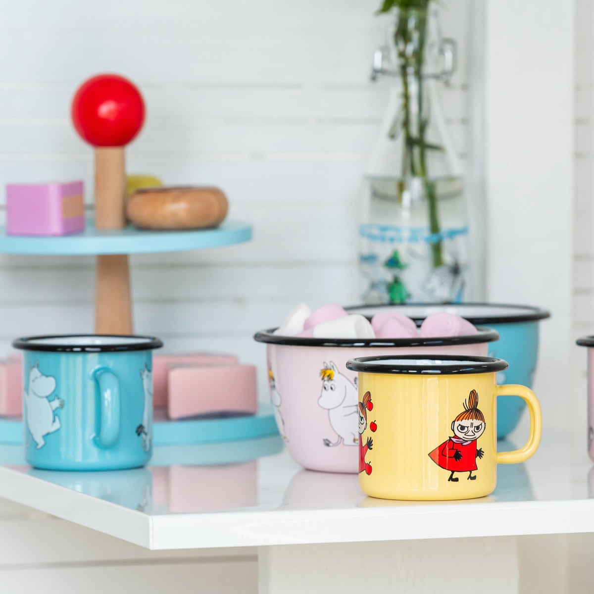 MOOMIN | Enamel Mug | Little My - Yellow  | 0.25L