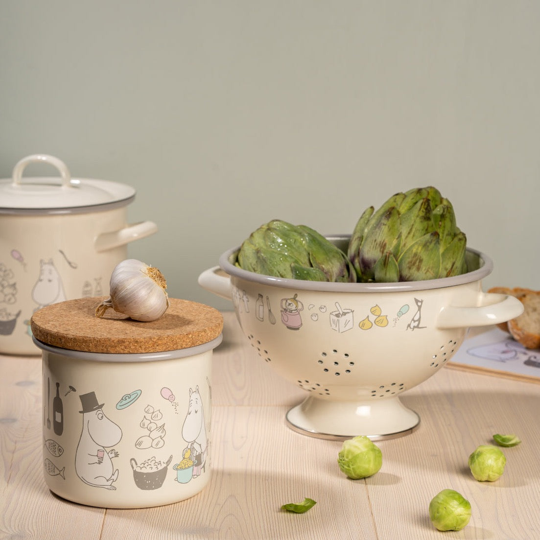 Bon Appétit Cookware with Moomin by Muurla 