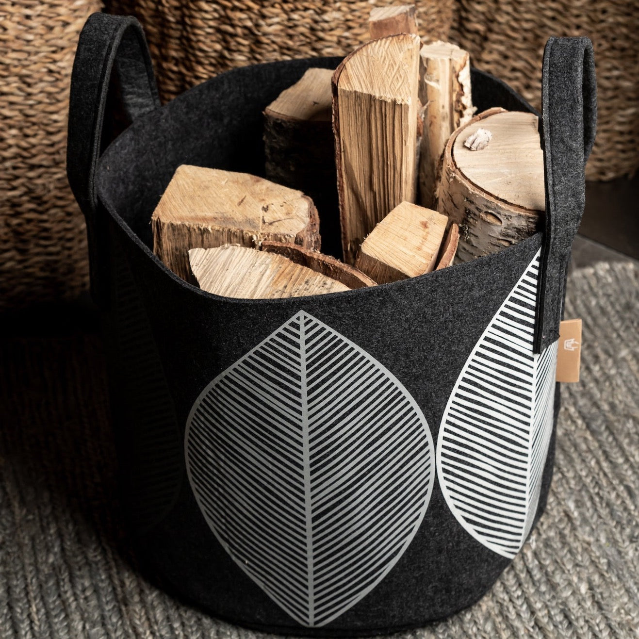 Muurla Design Storage Basket Leaf, Dark Grey.  Made from Recycled Plastic Bottles 2