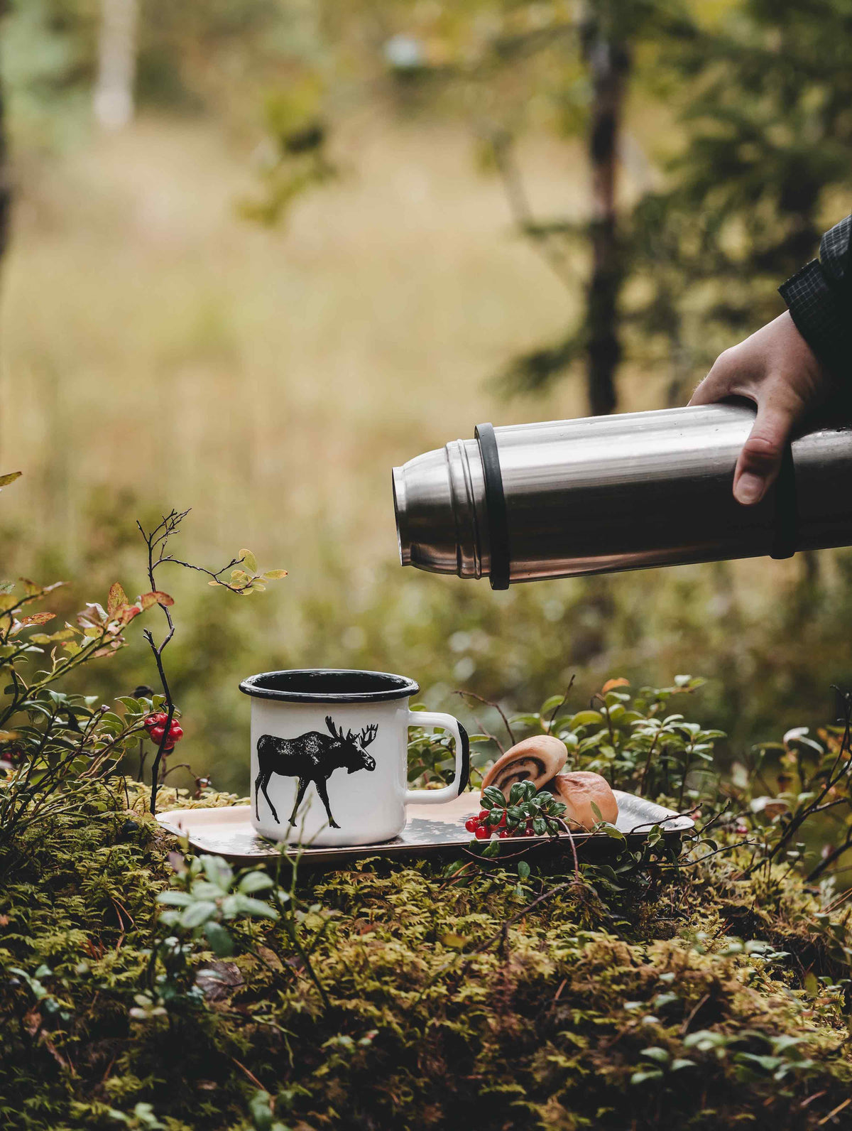 Muurla Design Tray and enamel mug