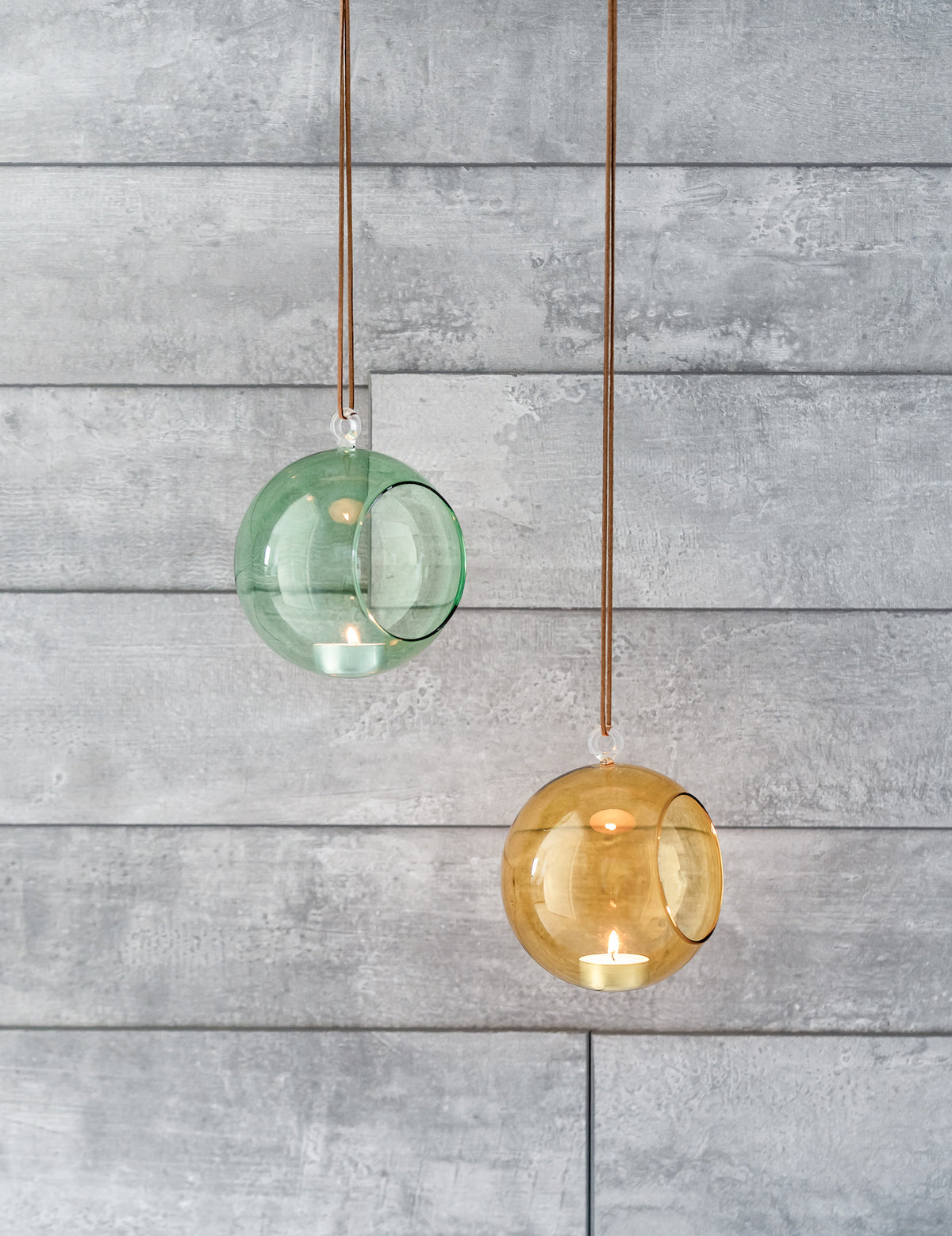 Muurla Decoration Balls 12cm in various colours. For tea-lights, decorations of small plants